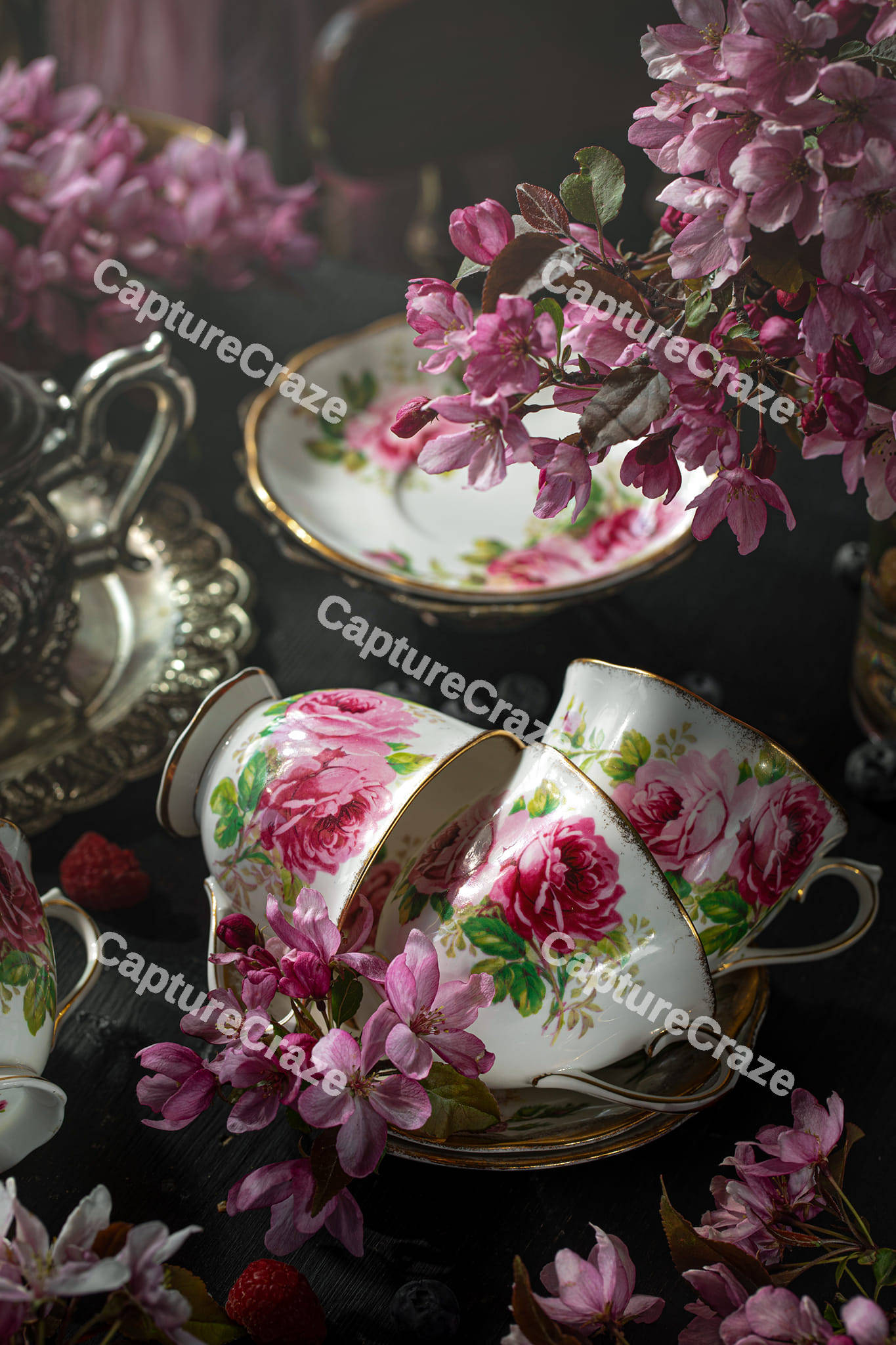 Floral pattern tea cups